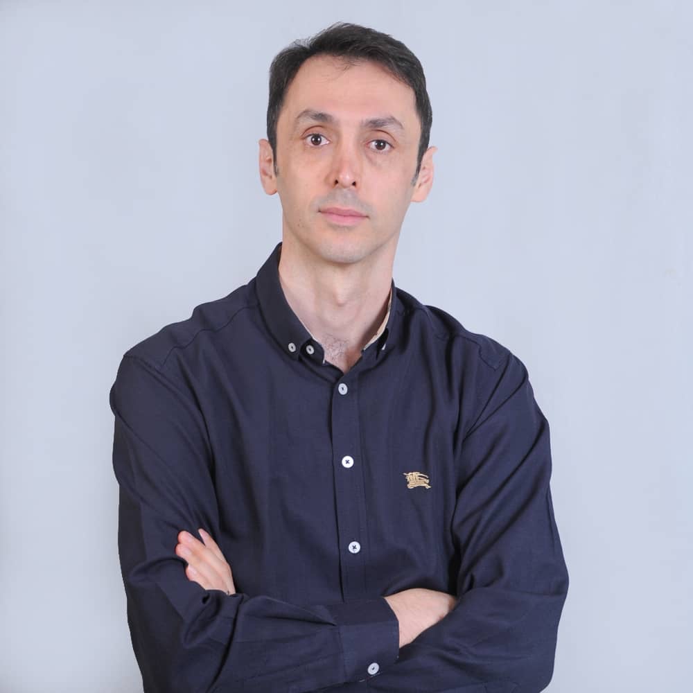 Portrait of Shahram Abbasian, Director of Marketing and Sales at BurnHancer